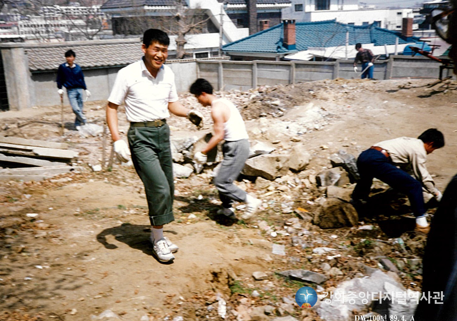 1989_001.jpg
