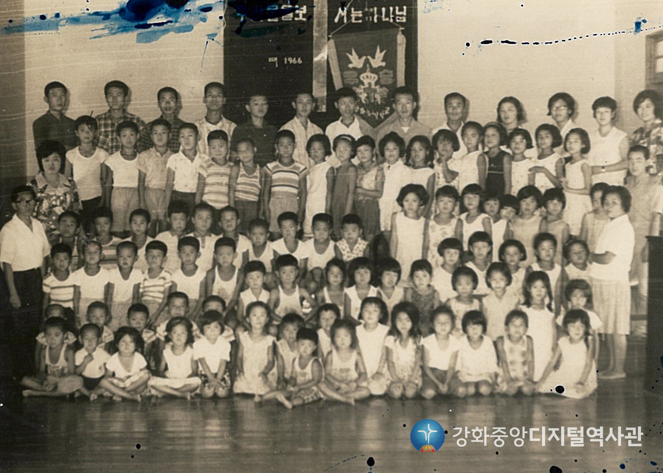 1966_001.jpg