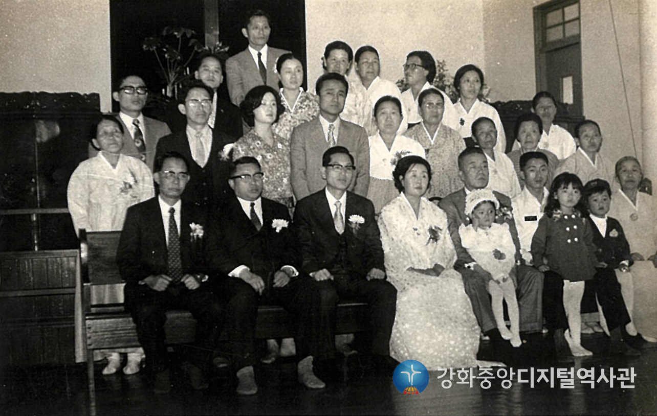 1976_002.jpg