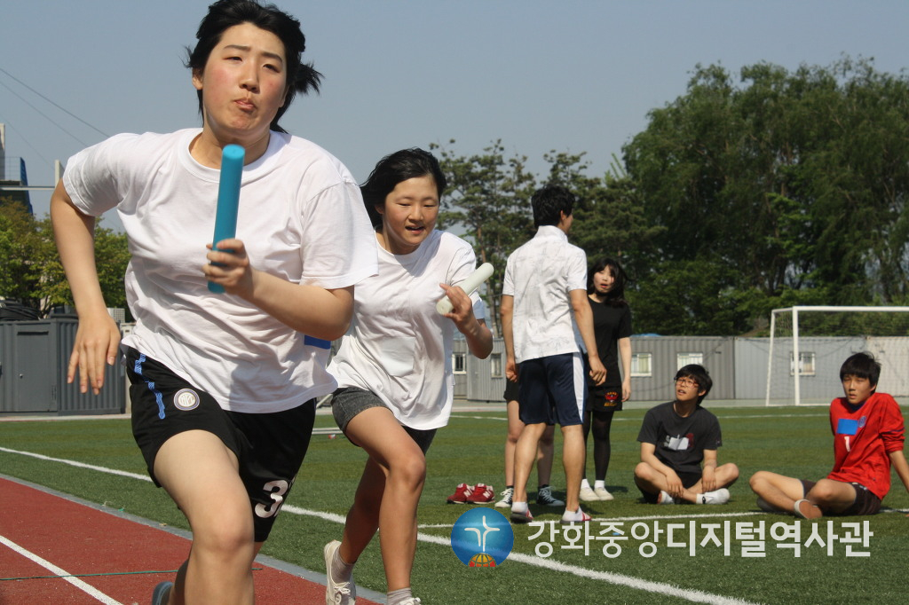64-6면-중고청체육대회사진2.jpg
