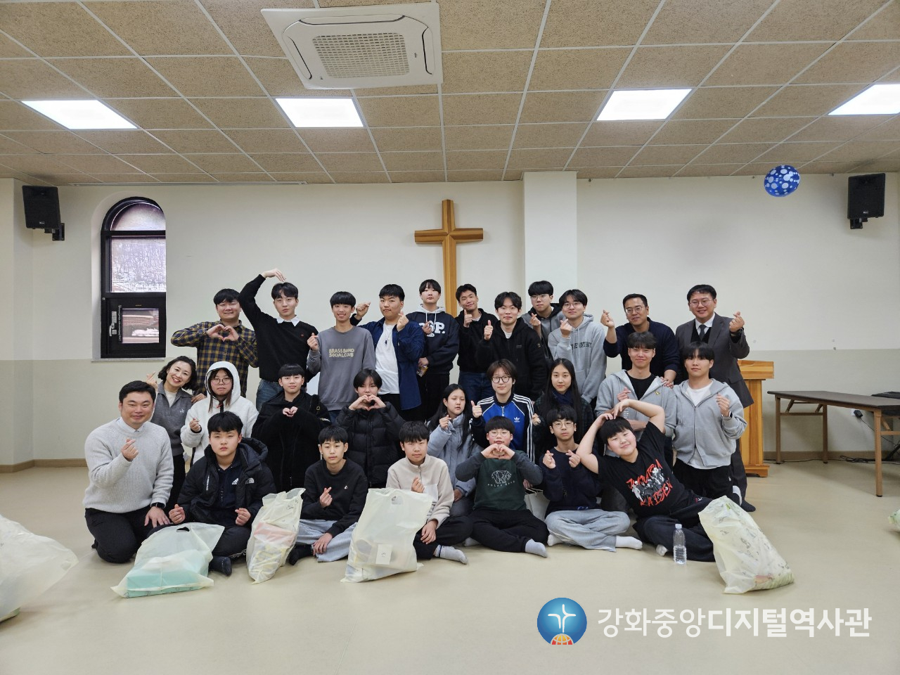 강화중앙교회 중고등부 (TEENS-ABLE)-신입생환영회-66432454677.jpg